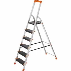 SONGMICS Leiter 6 Stufen, Aluleiter Mit 12cm Breiten Stufen, Stehleiter Mit Werkzeugschale, Klappleiter Mit Anti-Rutsch-Füßen, Max. Statische Belastbarkeit 150KG GLT06BK - Silbern-Schwarz-Orange