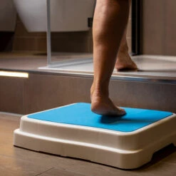 UPP Badezimmer-Stufe Stapelbar & Erweiterbar -Leitern Verkaufsladen 18406478 4