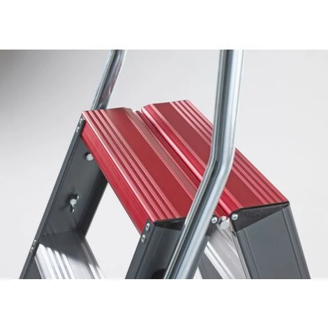 Altrex 192425 Falco Beidseitig Begehbare Stufenstehleiter - Aluminium (mit Pulverbeschichtung) 1 Altrex 192425 Falco Beidseitig Begehbare Stufenstehleiter - Aluminium (mit Pulverbeschichtung)