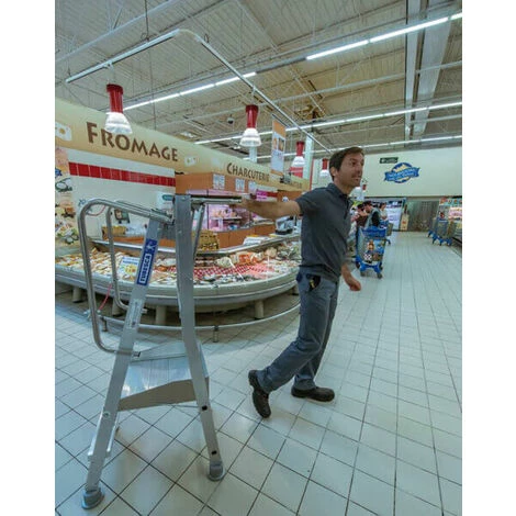 TUBESCA COMABI Warenlager Stehleiter - Maximale Arbeitshöhe 2.30m - 2273101 4 TUBESCA COMABI Warenlager Stehleiter - Maximale Arbeitshöhe 2.30m - 2273101 – Bild 4